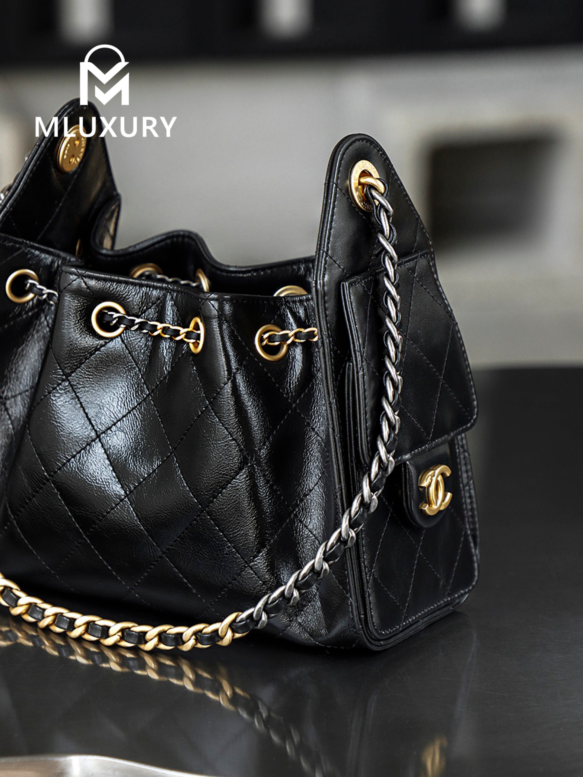 CHANEL 25bag mini, 26C New Season Oil-Waxed Leather