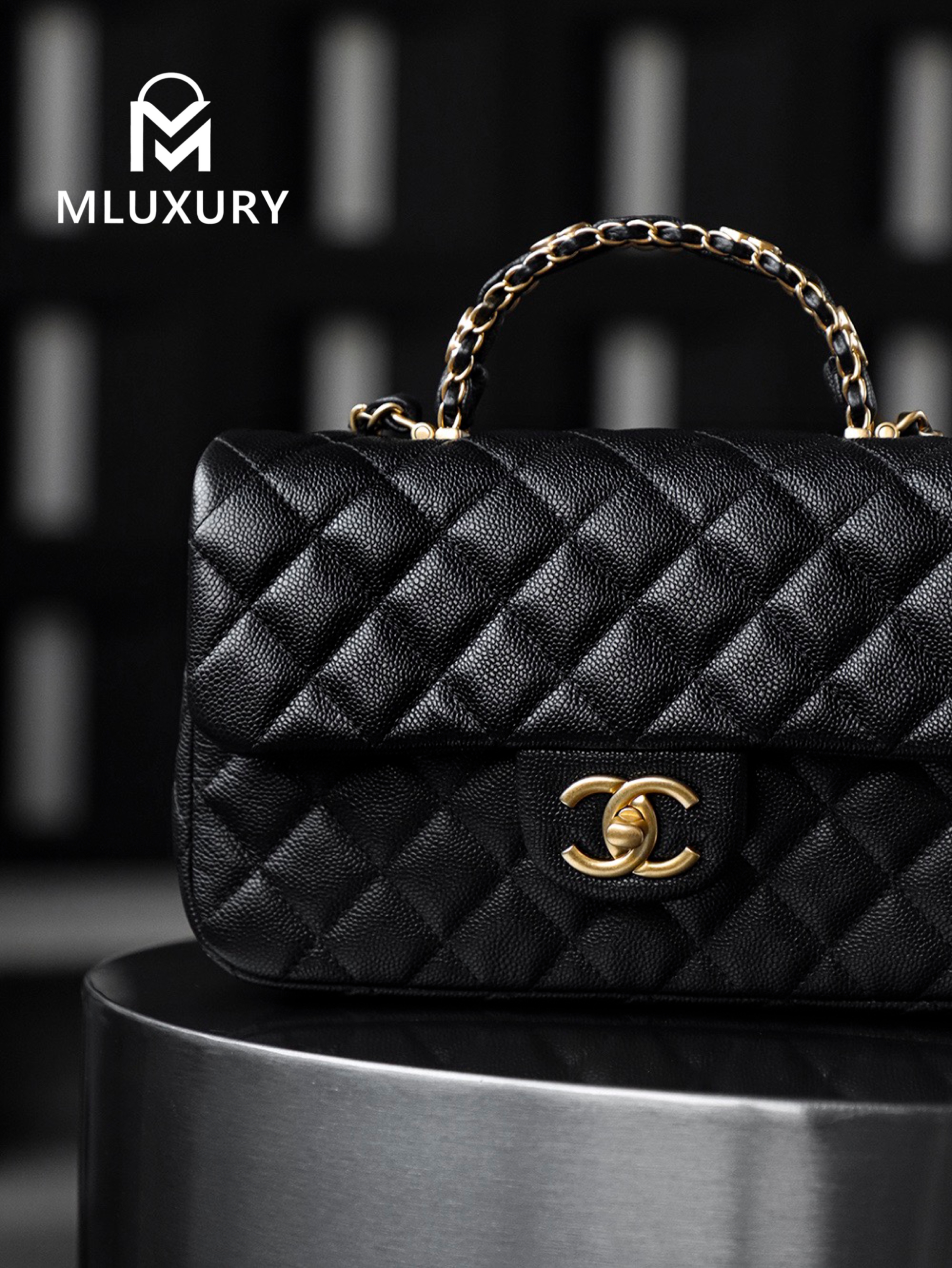 CHANEL CF MINI (25B Leather-Plated Chain), Black & Gold