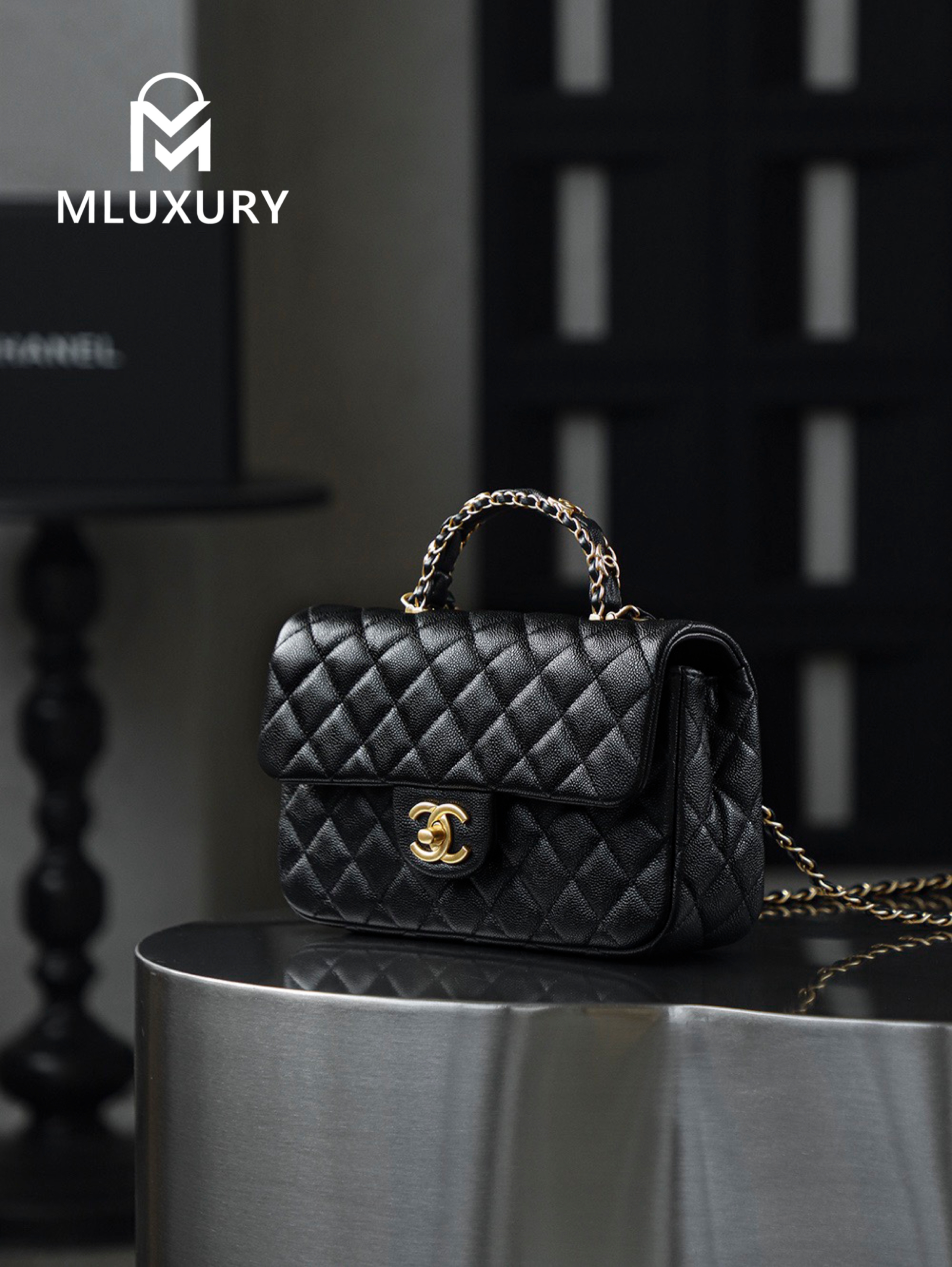CHANEL CF MINI (25B Leather-Plated Chain), Black & Gold