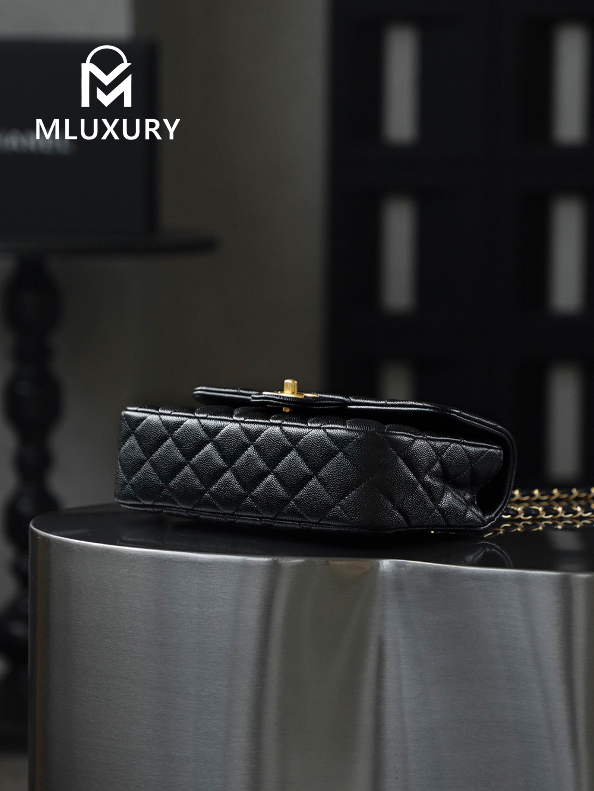 CHANEL CF MINI (25B Leather-Plated Chain), Black & Gold