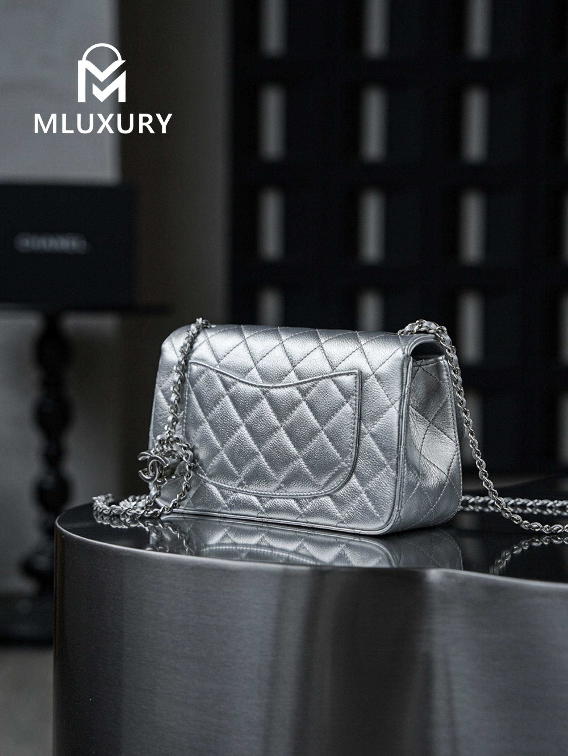 CHANEL 25B CF mini, Gaira lambskin, silver