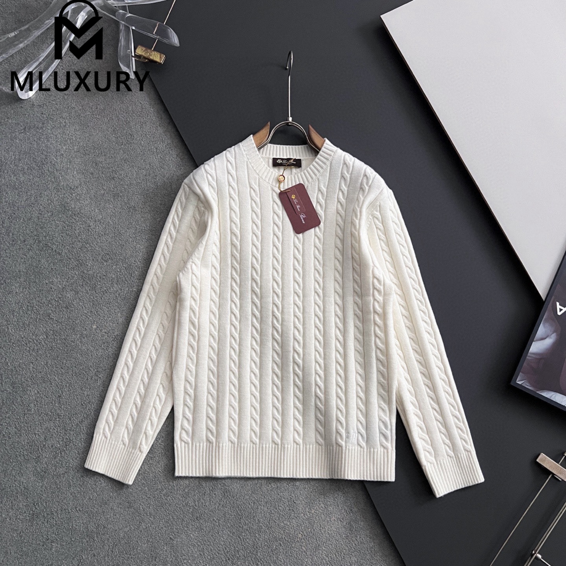 LORO PIANA Classic white knitted wool cardigan