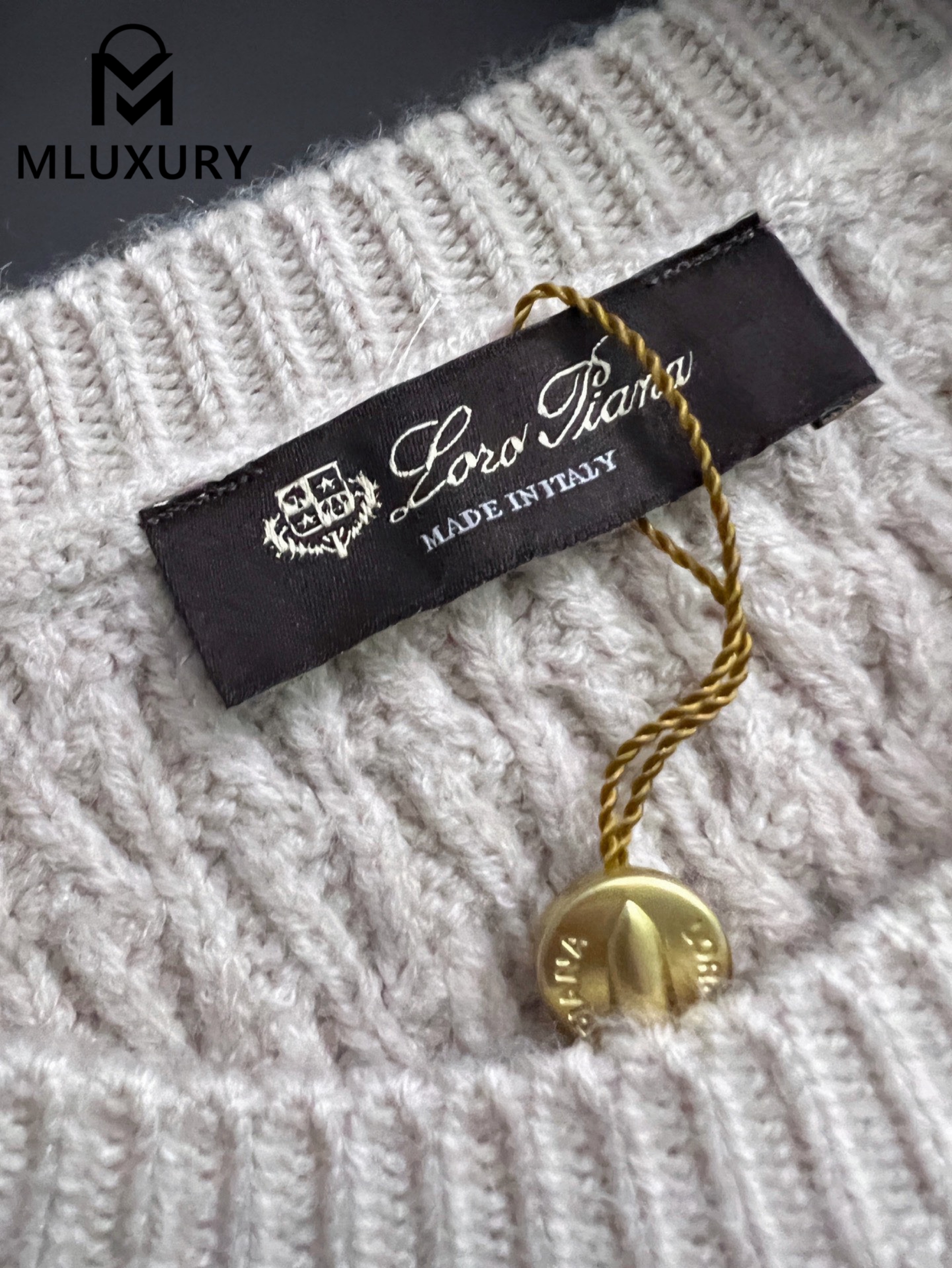 LORO PIANA Classic knitted wool cardigan, Beige